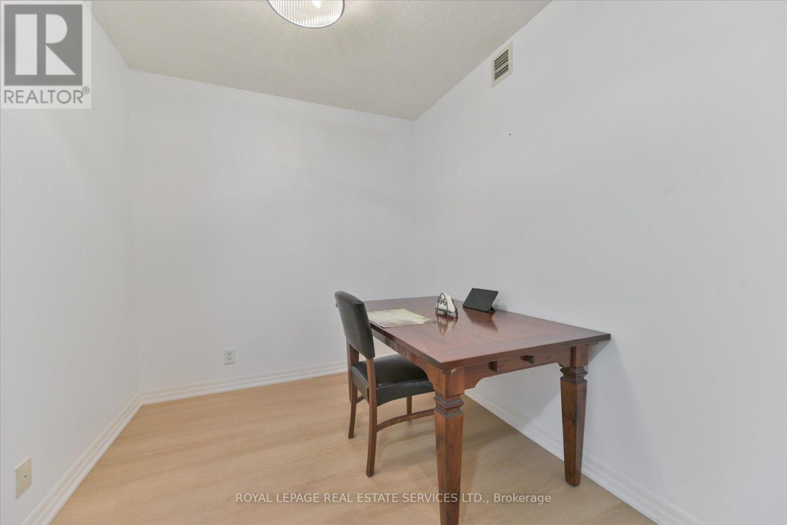 305 - 38 Fontenay Court, Toronto, Ontario  M9A 5H5 - Photo 15 - W14089316
