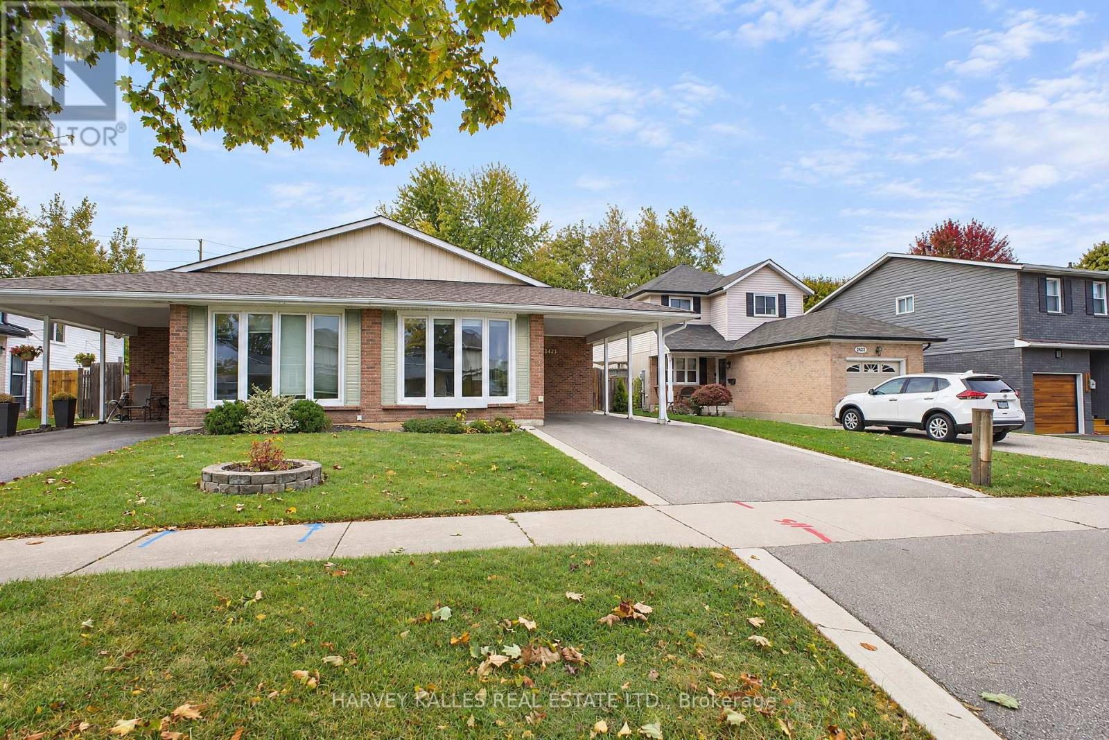 2429 OVERTON DRIVE, Burlington, Ontario