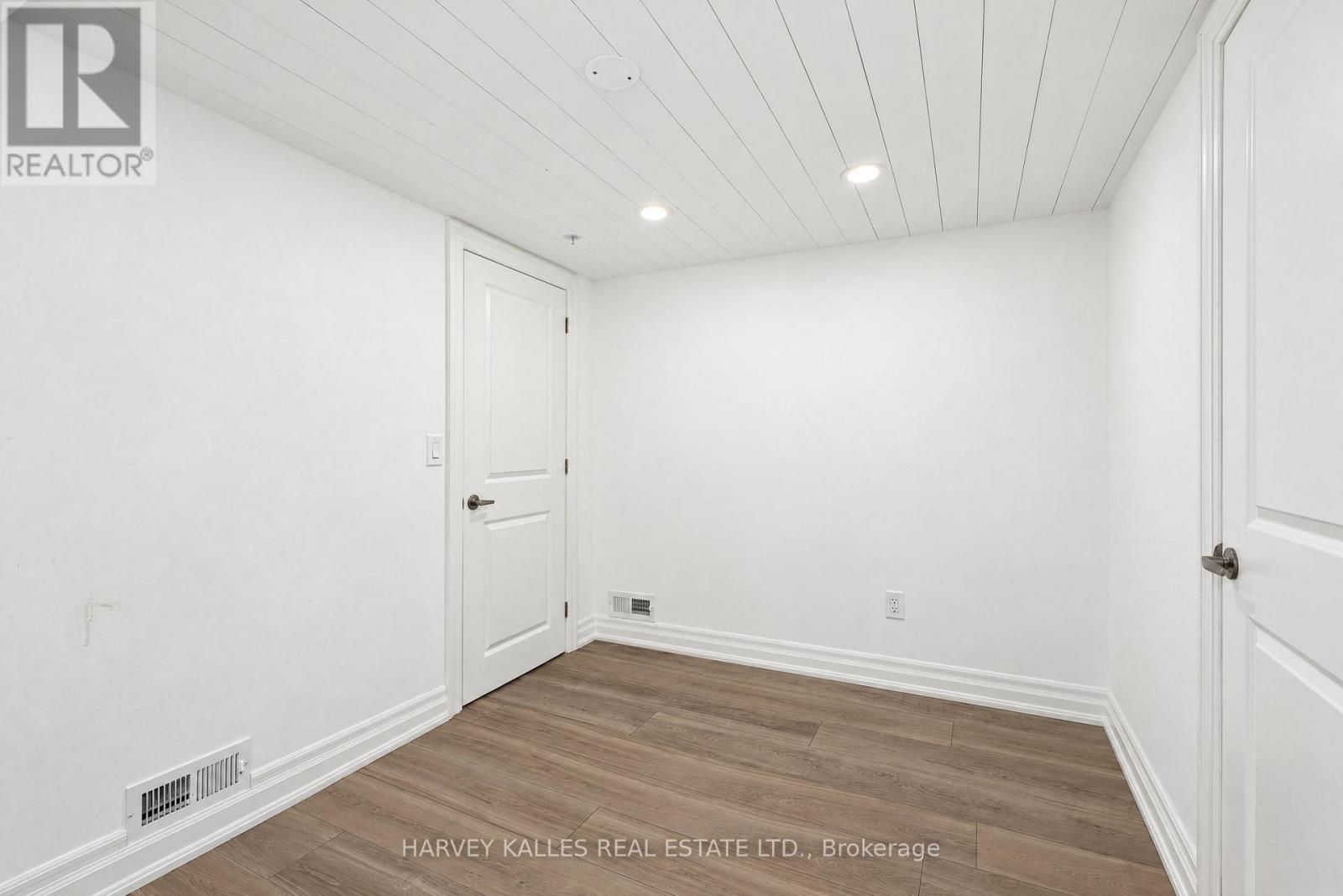 2429 Overton Drive, Burlington, Ontario  L7P 4B6 - Photo 26 - W14089342