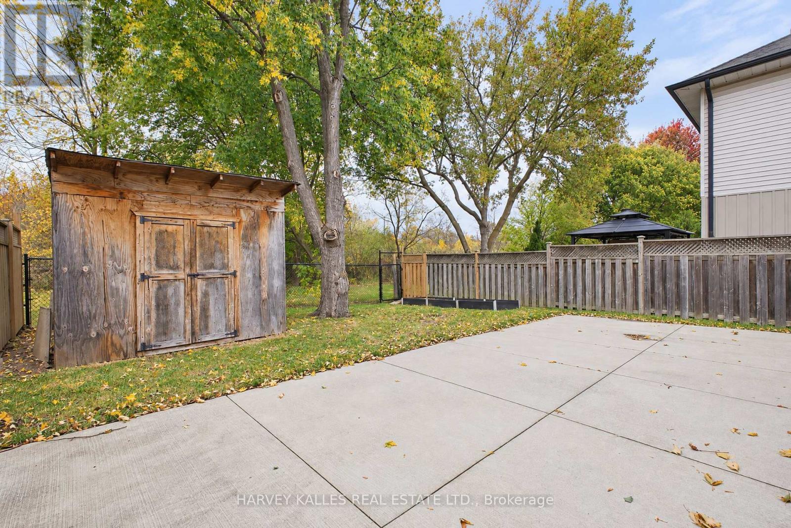 2429 Overton Drive, Burlington, Ontario  L7P 4B6 - Photo 29 - W14089342