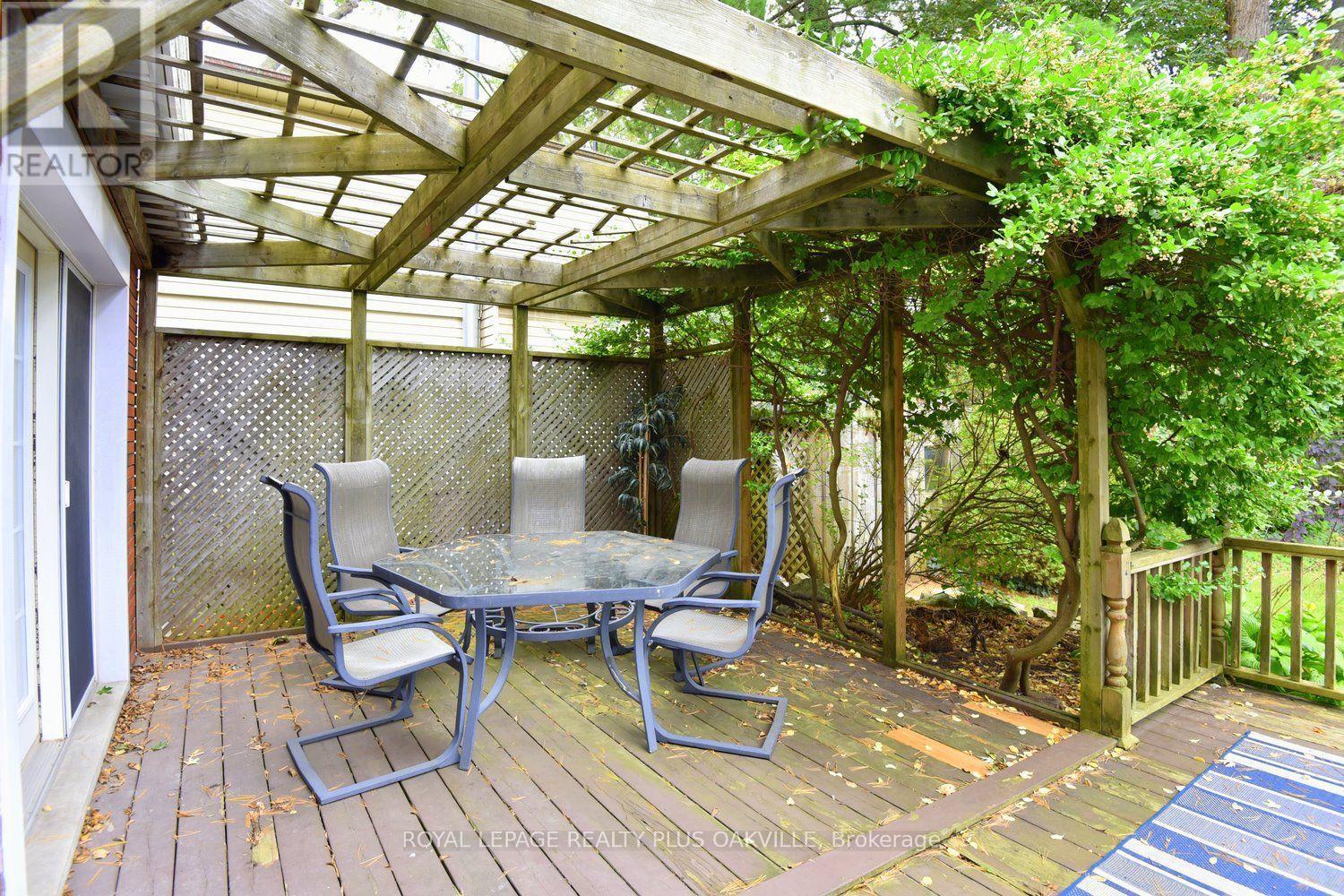 274 Belvenia Road, Burlington, Ontario  L7L 2G4 - Photo 37 - W13883838