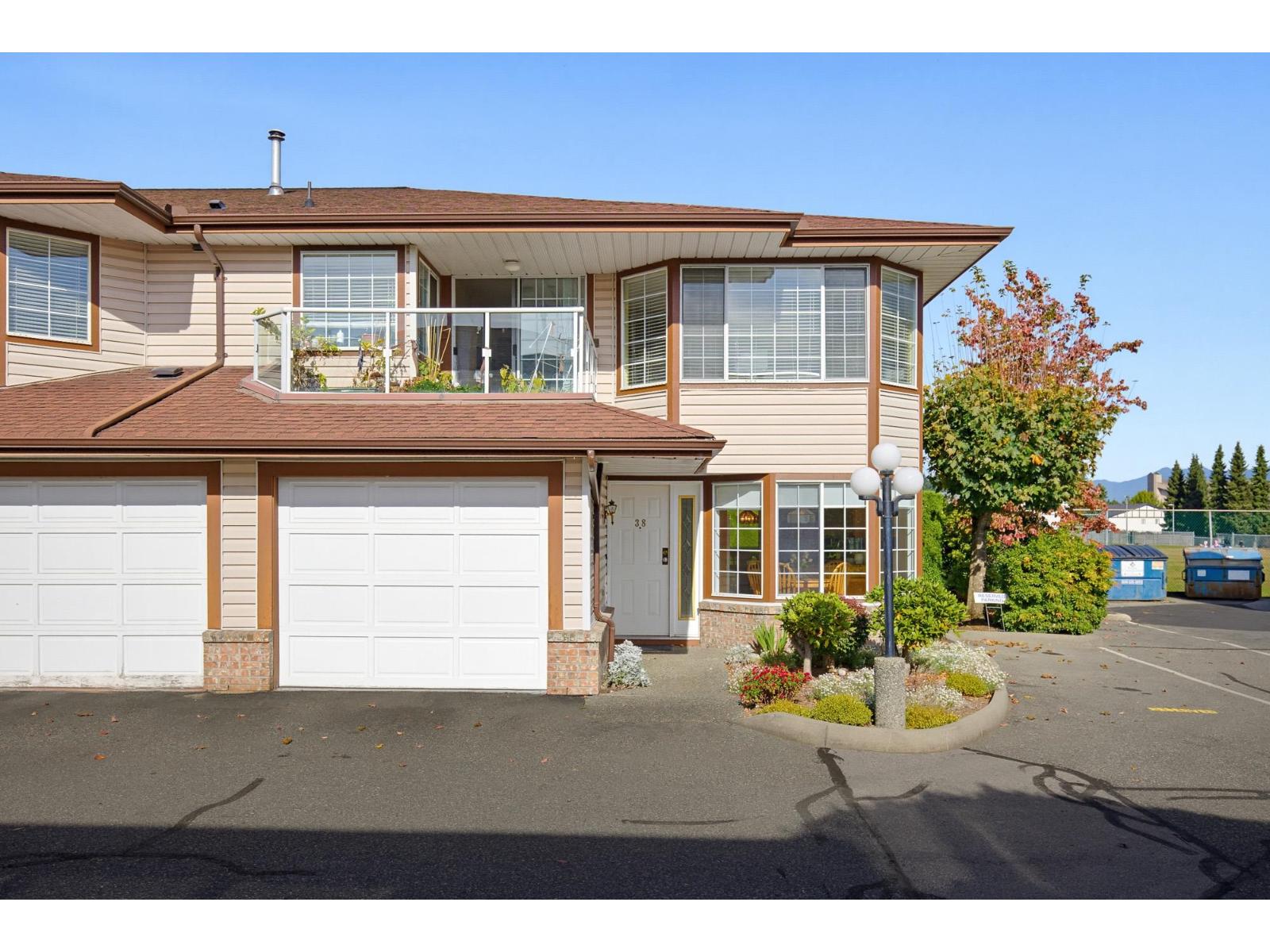 38 32659 George Ferguson Way, Abbotsford, British Columbia  V2T 4E4 - Photo 2 - R3173753