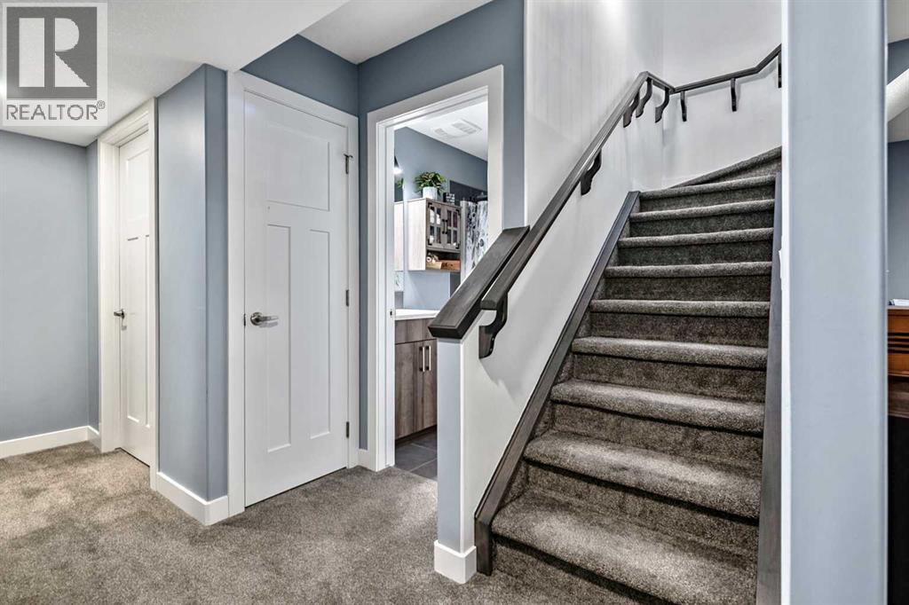 195 Riverwood Crescent SW