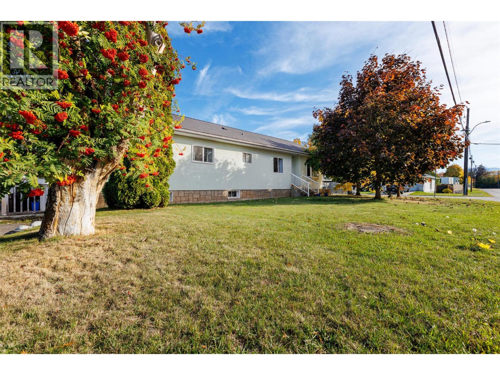 1402 Birch Street Creston British Columbia Canada V0B1G3 3