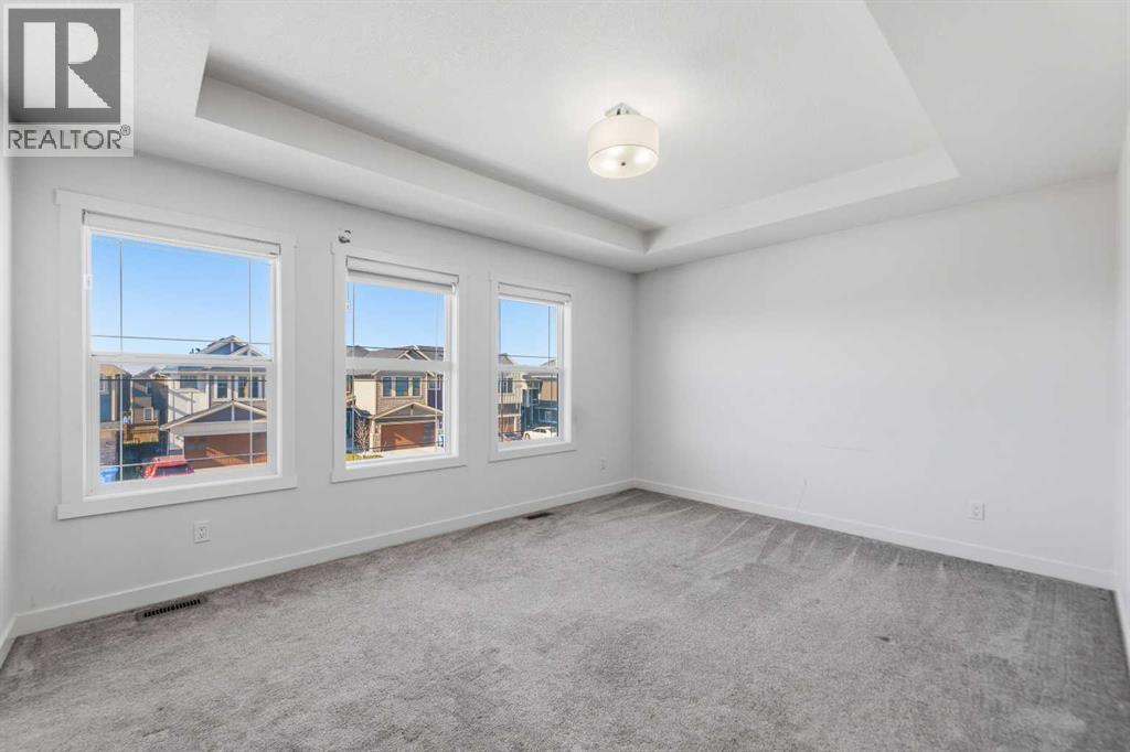 109 Homestead Crescent NE