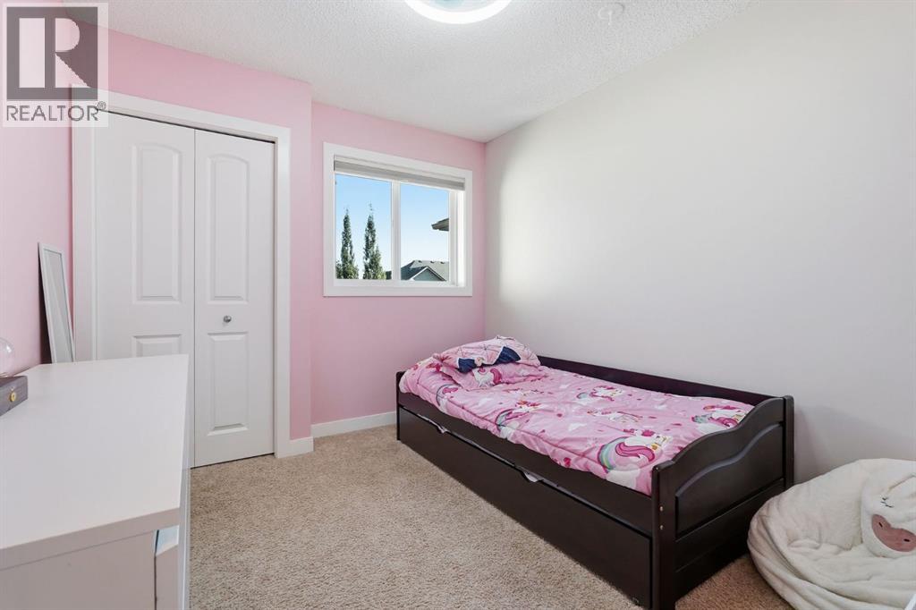 102 Clydesdale Way