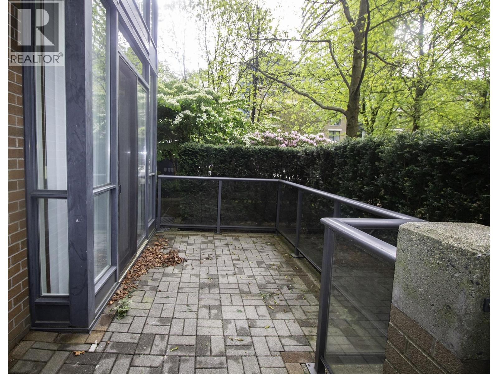 1427 W 6th Avenue, Vancouver, British Columbia  V6H 4G1 - Photo 9 - R3176251