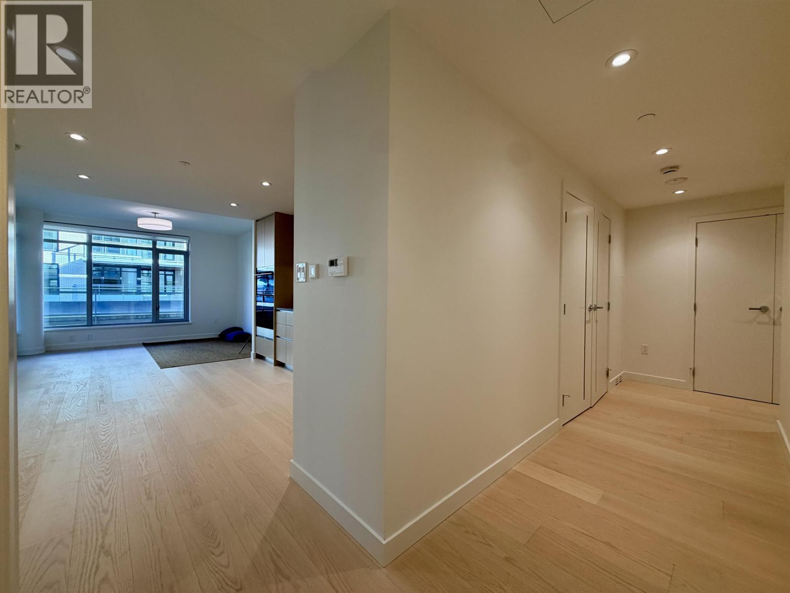 304 785 Harbour Way, North Vancouver, British Columbia  V6P 0N2 - Photo 23 - R3176265