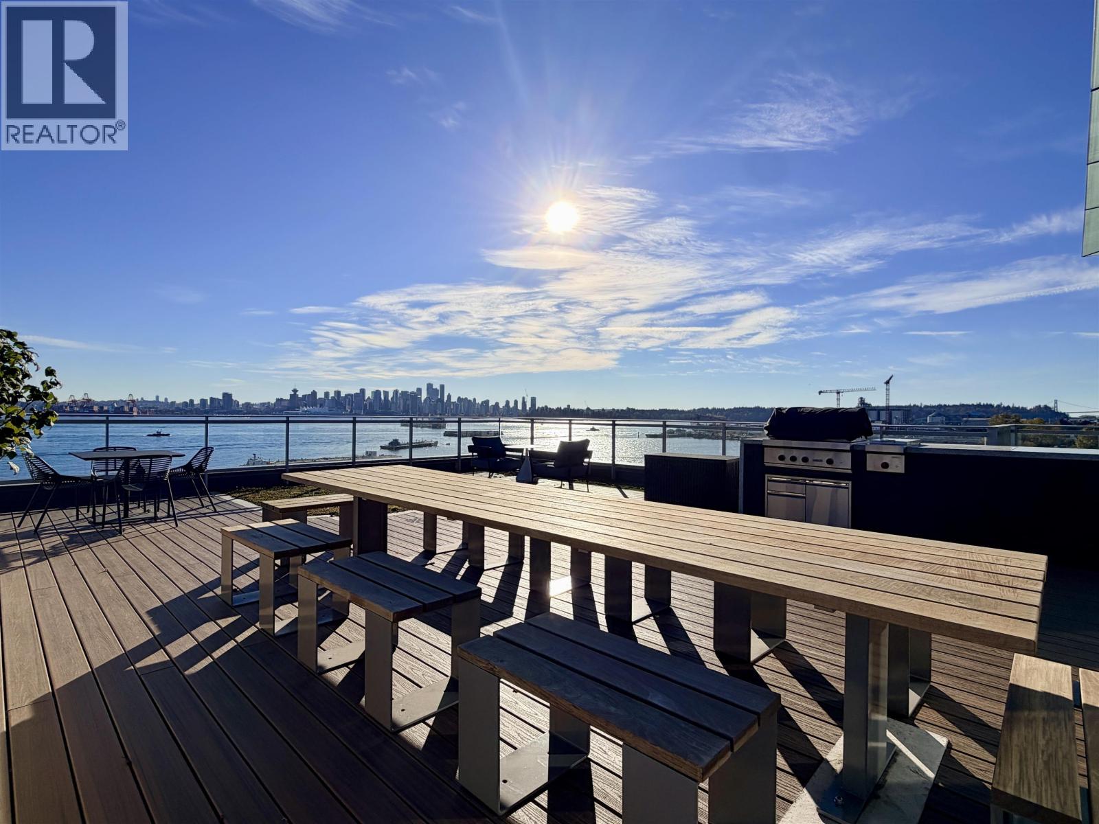 304 785 Harbour Way, North Vancouver, British Columbia  V6P 0N2 - Photo 8 - R3176265