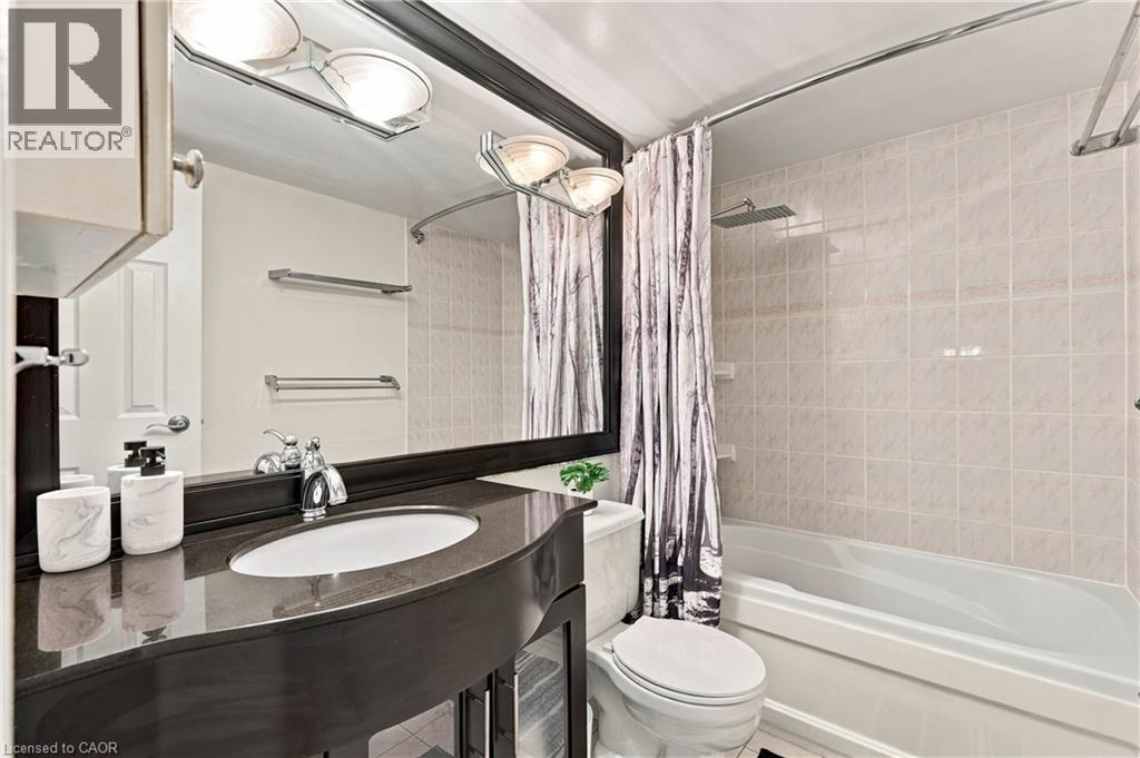 3100 Kirwin Avenue Unit# Ph04, Mississauga, Ontario  L5A 3S6 - Photo 25 - 40872093