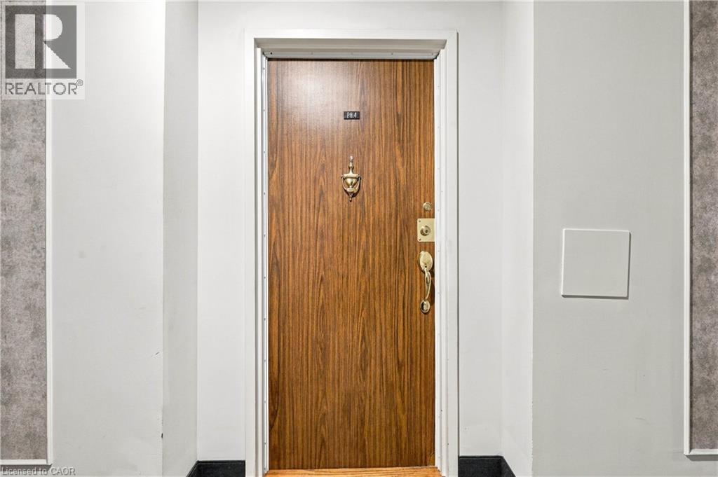 3100 Kirwin Avenue Unit# Ph04, Mississauga, Ontario  L5A 3S6 - Photo 4 - 40872093