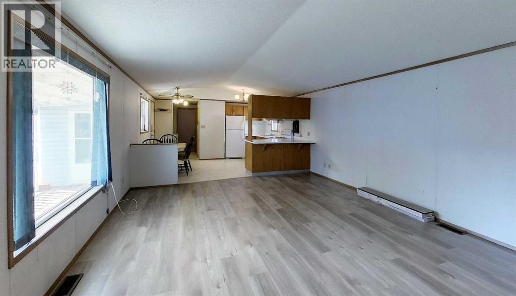7027 Glenwood Drive