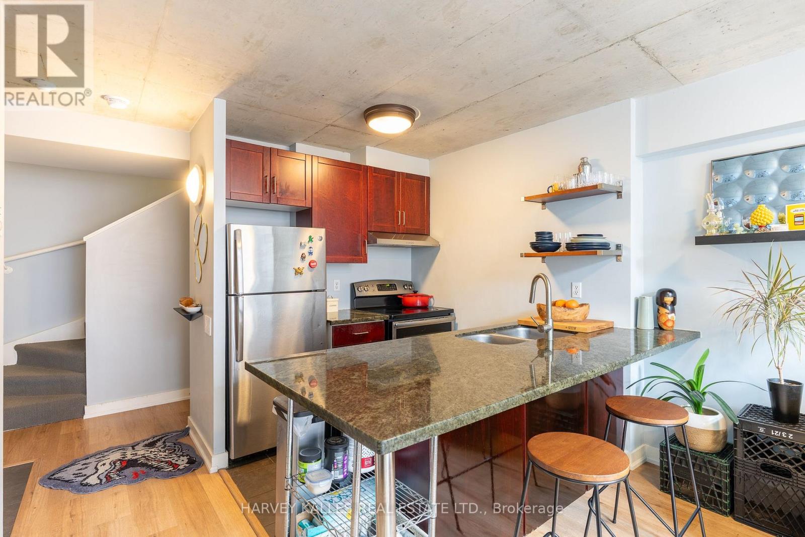 702 - 36 Charlotte Street, Toronto, Ontario  M5V 3P7 - Photo 3 - C14089376
