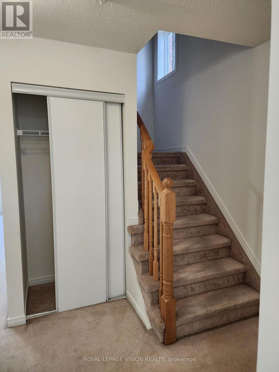1387 Benson Street, Innisfil (Alcona), Ontario  L0L 2M0 - Photo 3 - N14089400
