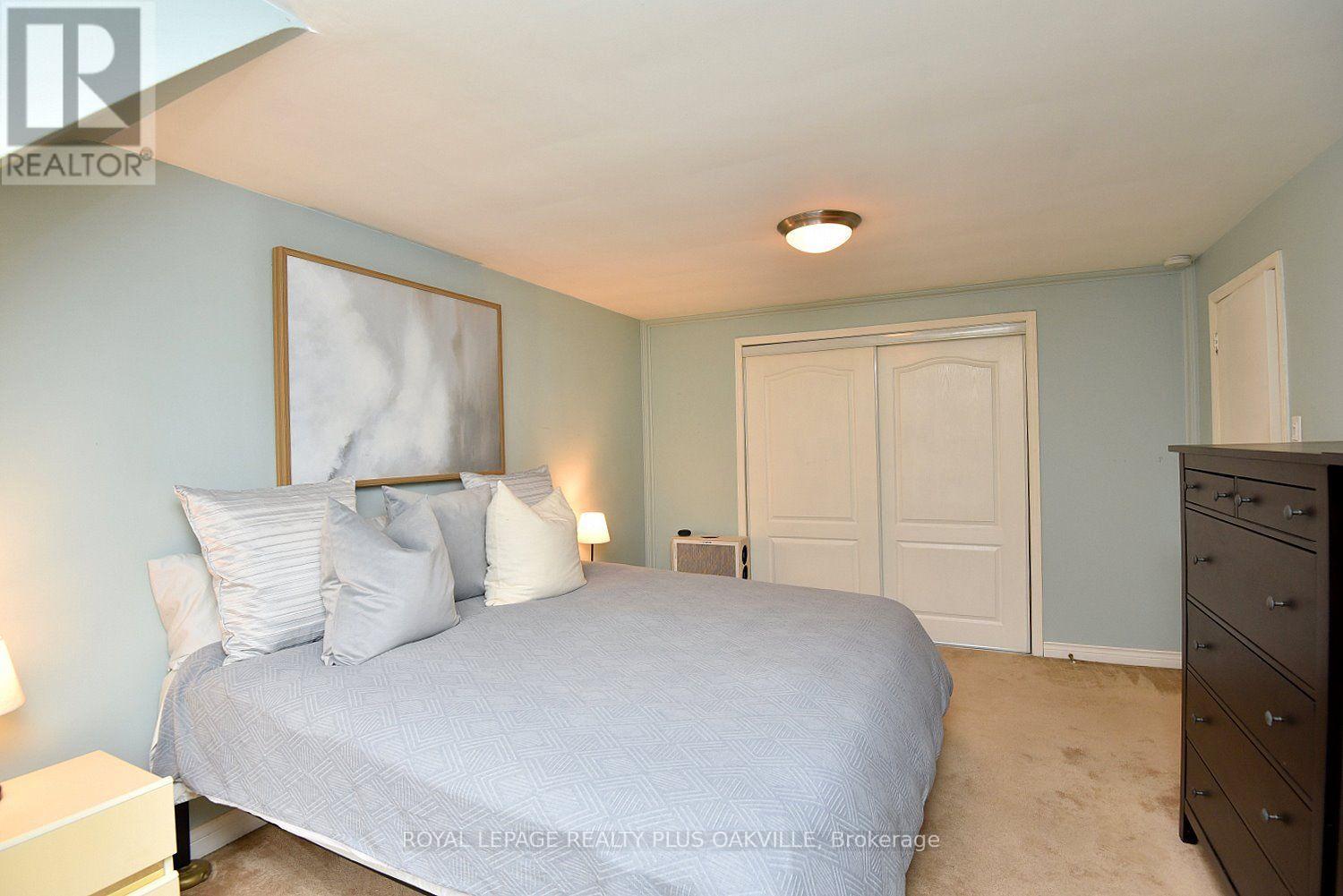 274 Belvenia Road, Burlington, Ontario  L7L 2G4 - Photo 23 - W13883838