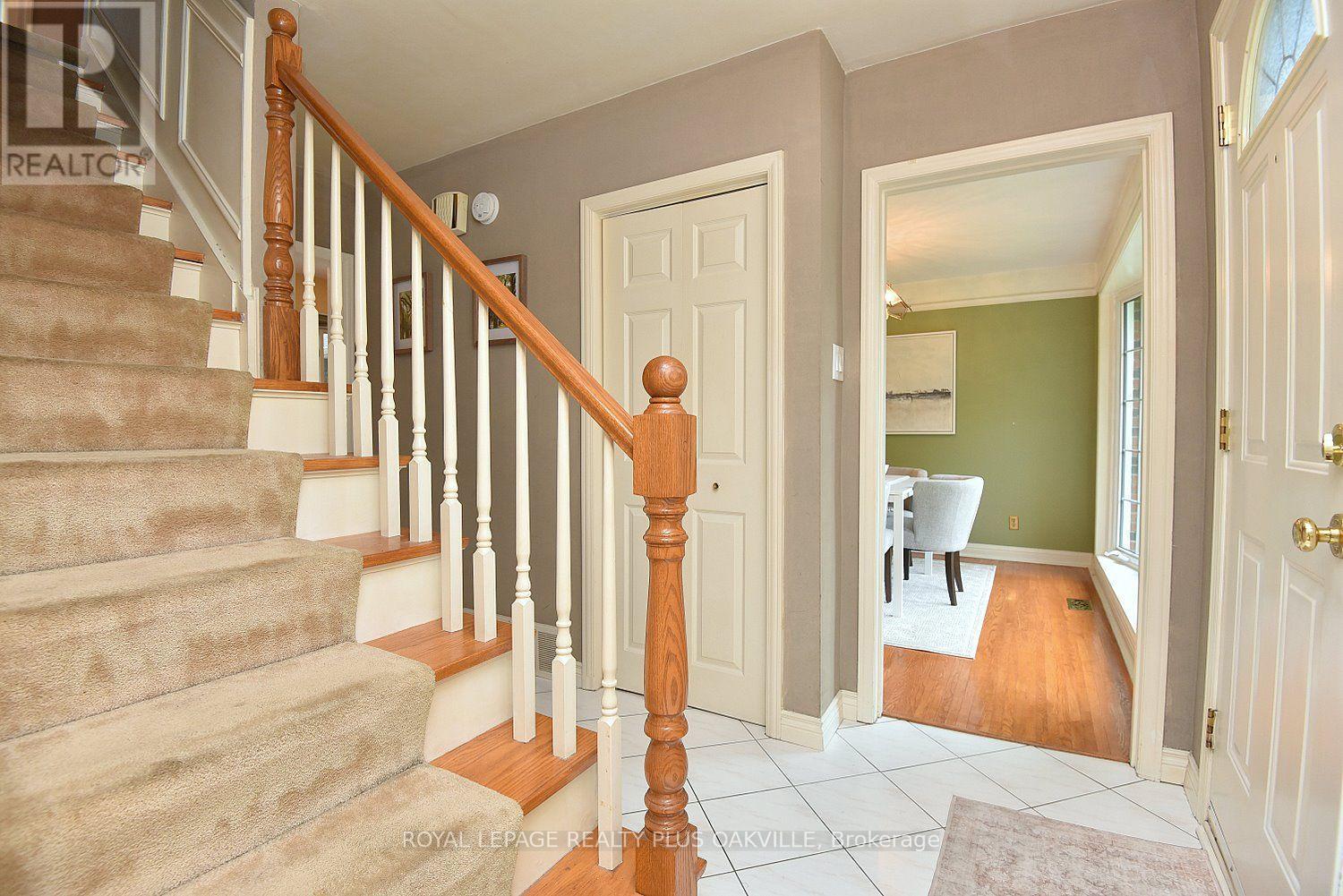 274 Belvenia Road, Burlington, Ontario  L7L 2G4 - Photo 7 - W13883838