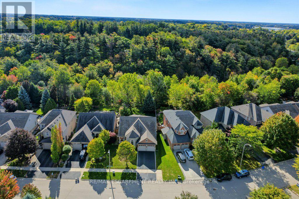 172 Valmont Court, Hamilton (Ancaster), Ontario  L9G 5A1 - Photo 16 - X14089386