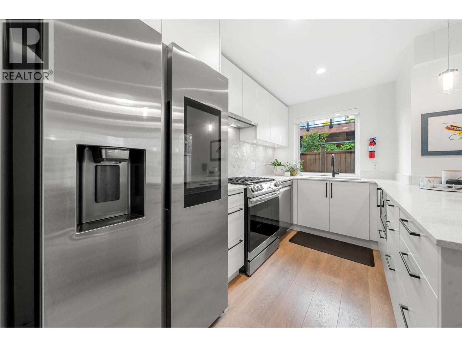 157 555 E 2nd Street, North Vancouver, British Columbia  V7L 1E1 - Photo 13 - R3176239