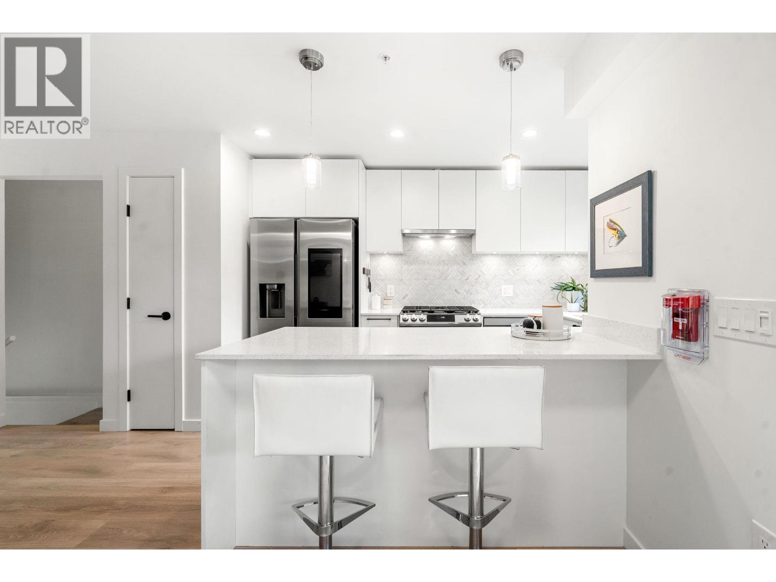 157 555 E 2nd Street, North Vancouver, British Columbia  V7L 1E1 - Photo 18 - R3176239