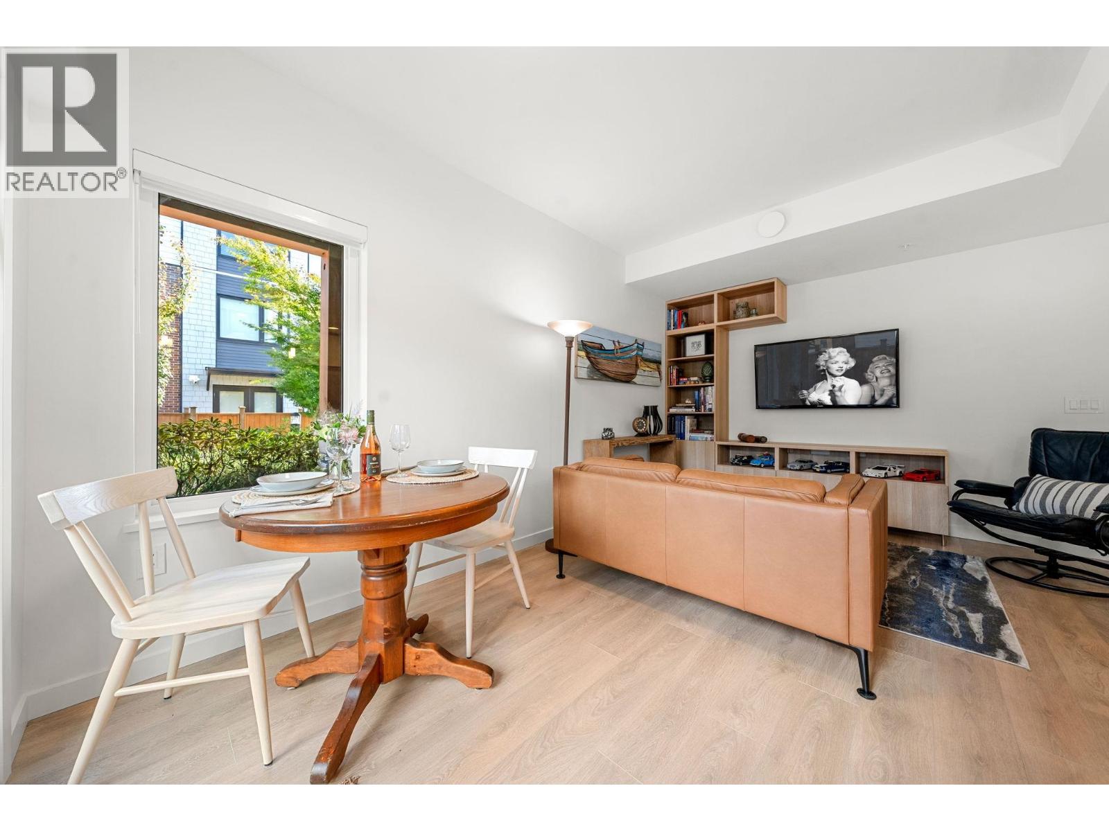 157 555 E 2nd Street, North Vancouver, British Columbia  V7L 1E1 - Photo 8 - R3176239