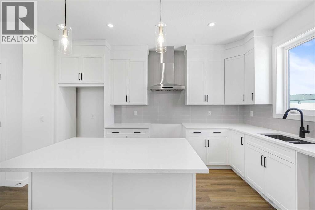 148 Monarch Bend