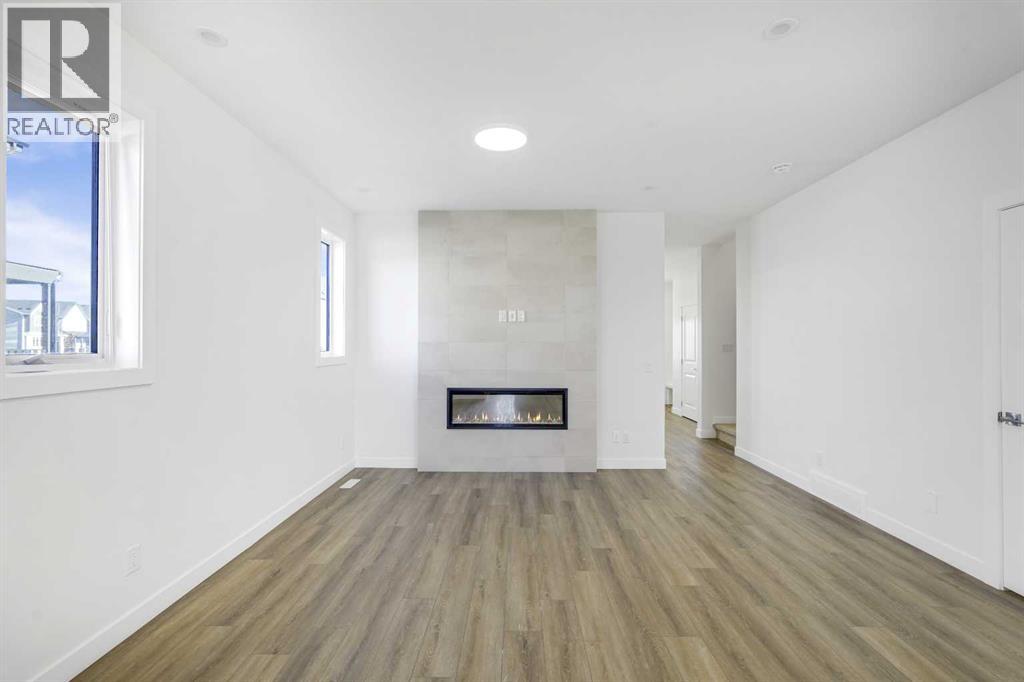 148 Monarch Bend