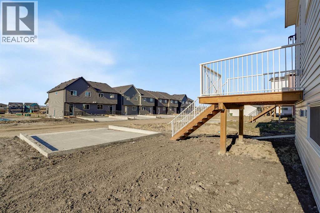 148 Monarch Bend