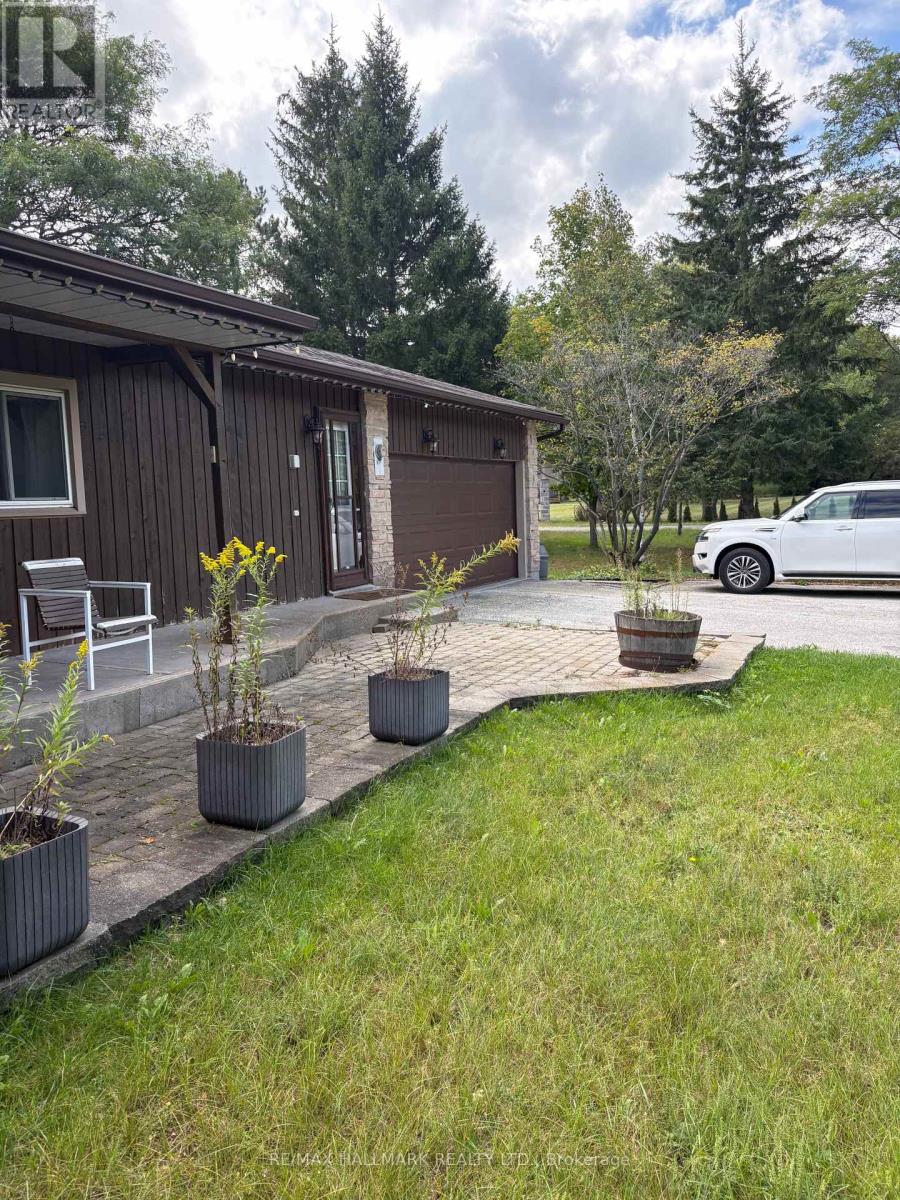 4749 Aurora Road E, Whitchurch-Stouffville, Ontario  L4A 3J8 - Photo 4 - N14088600