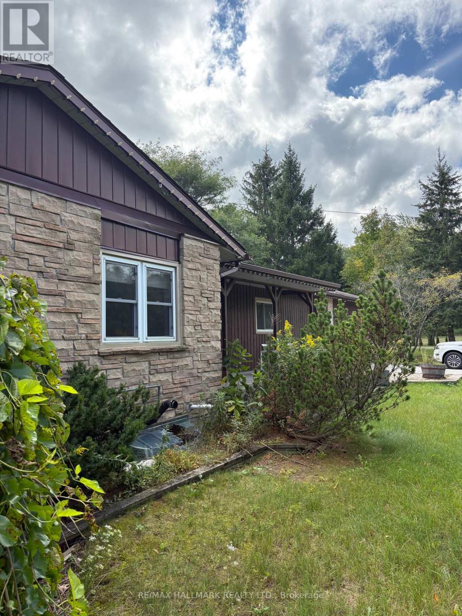 4749 Aurora Road E, Whitchurch-Stouffville, Ontario  L4A 3J8 - Photo 5 - N14088600