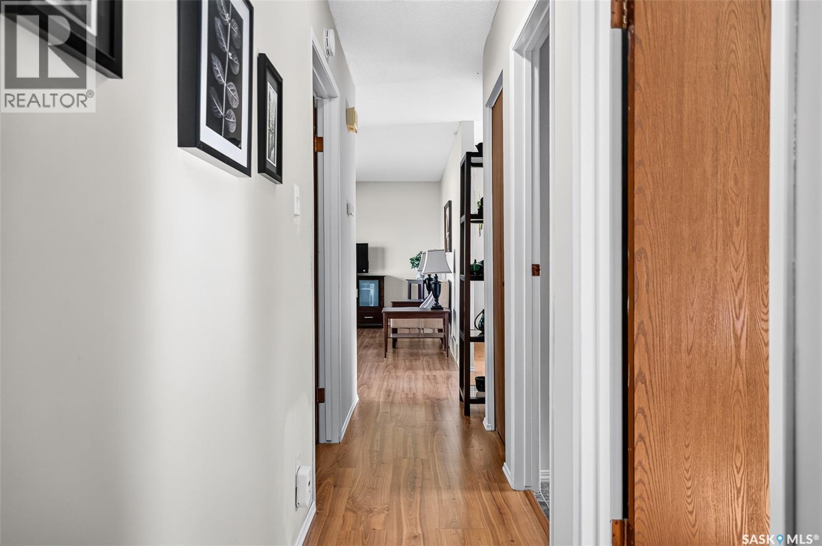 955 Holdsworth Crescent, Moose Jaw, Saskatchewan  S6H 6T8 - Photo 34 - SK051305