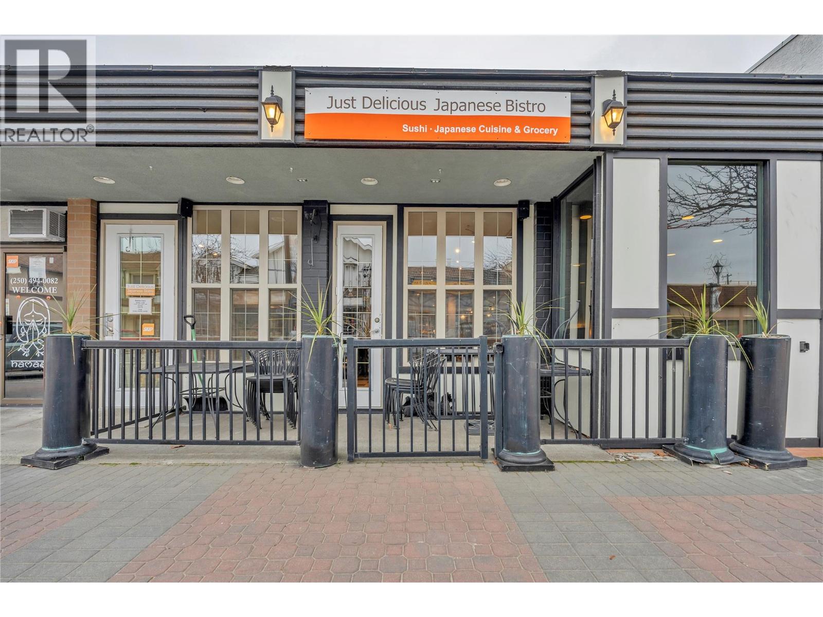 9917 Main Street, Summerland, British Columbia