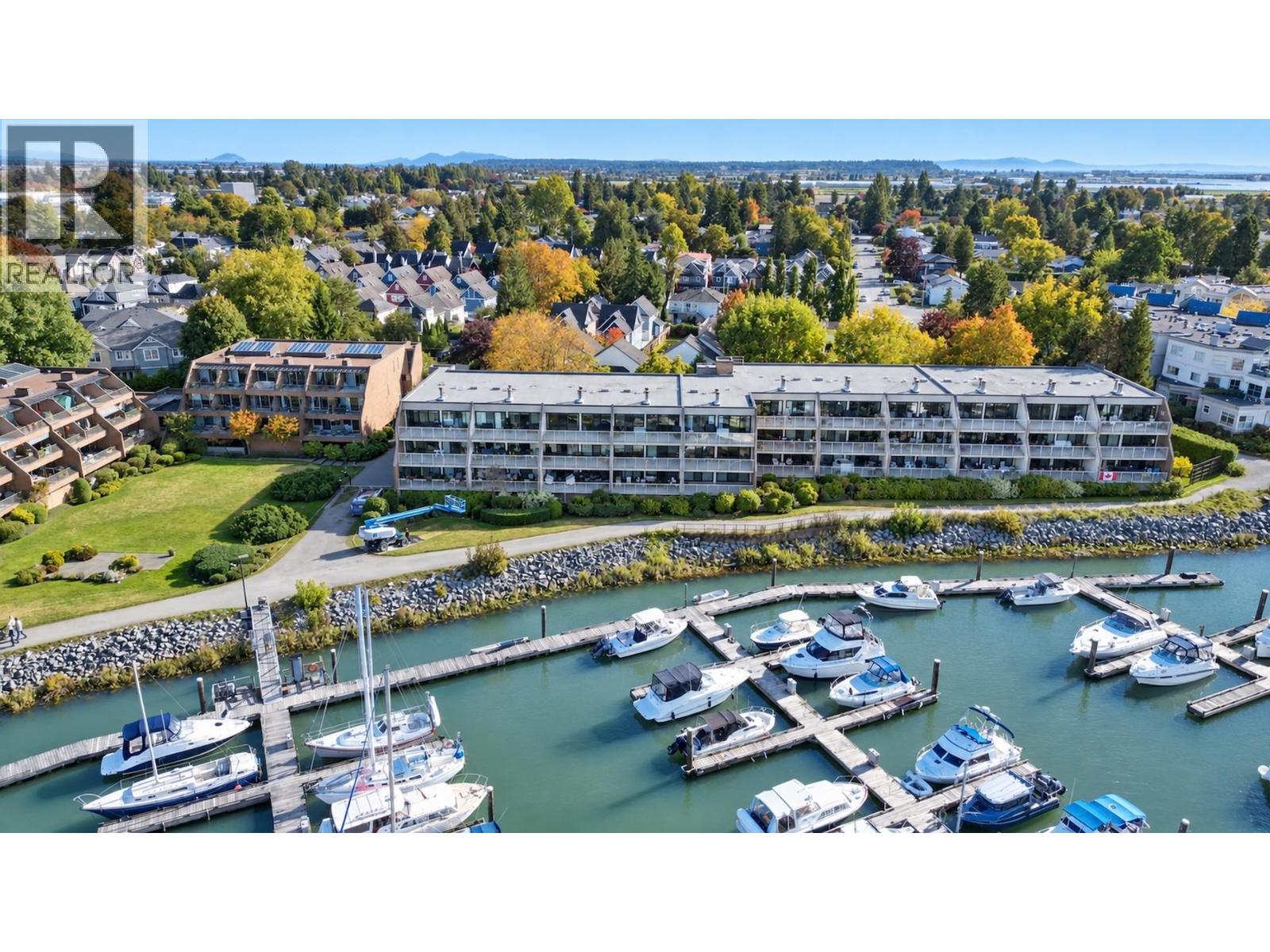 204 4803 48 AVENUE, Delta, British Columbia