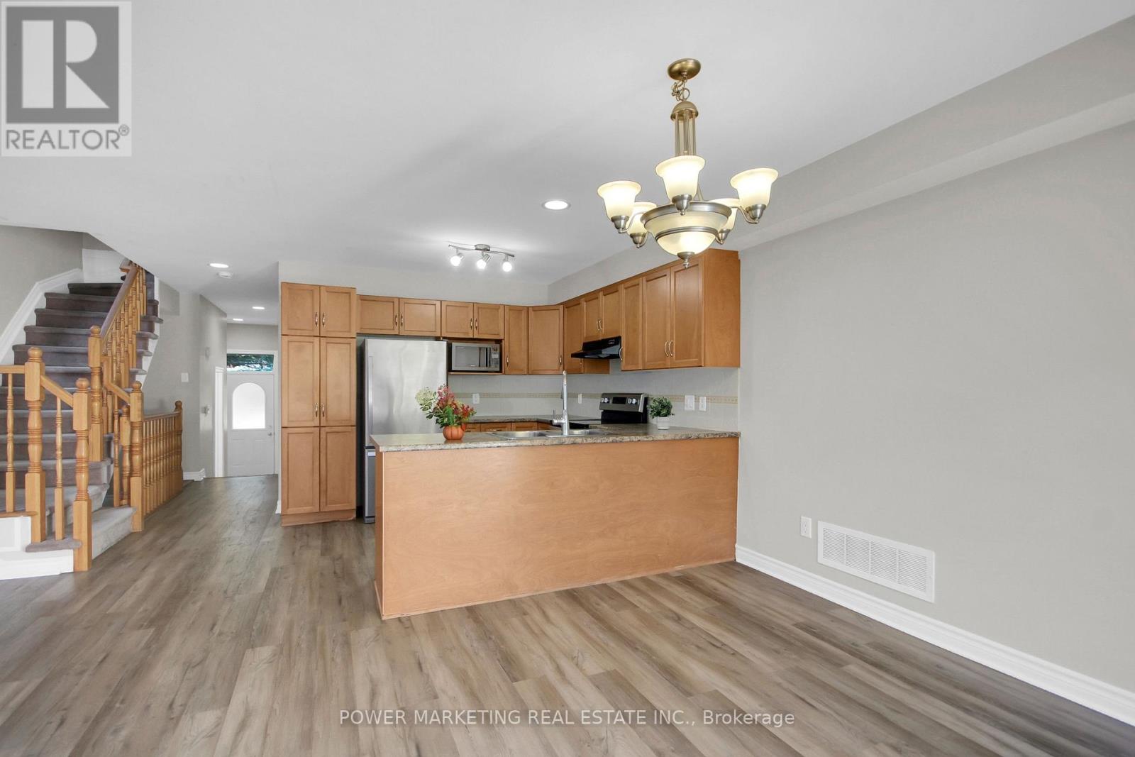207 Hidden Meadow Avenue, Ottawa, Ontario  K1T 0C2 - Photo 15 - X14089462