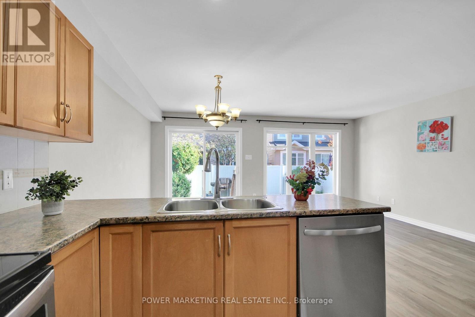 207 Hidden Meadow Avenue, Ottawa, Ontario  K1T 0C2 - Photo 18 - X14089462