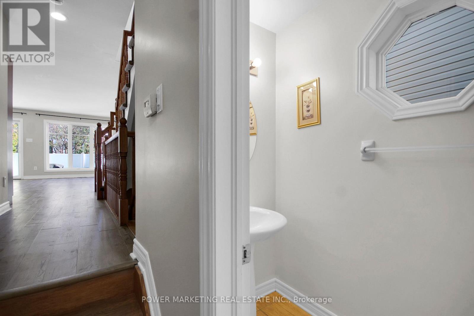 207 Hidden Meadow Avenue, Ottawa, Ontario  K1T 0C2 - Photo 7 - X14089462