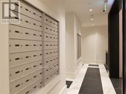 2016 - 955 Bay Street, Toronto, Ontario  M5S 2A1 - Photo 5 - C14089452