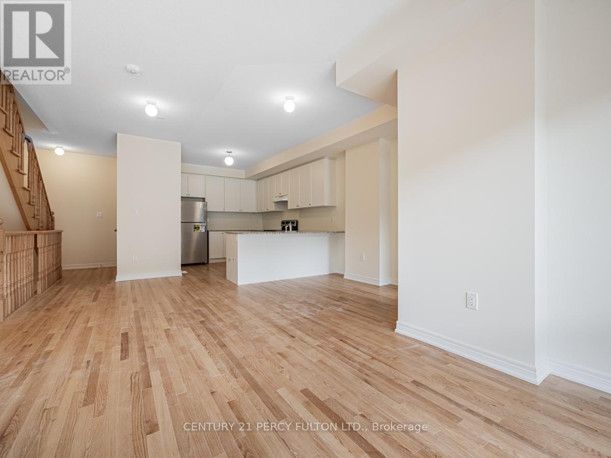 7 Nimmo Lane, Ajax, Ontario  L1S 0H2 - Photo 9 - E14089480