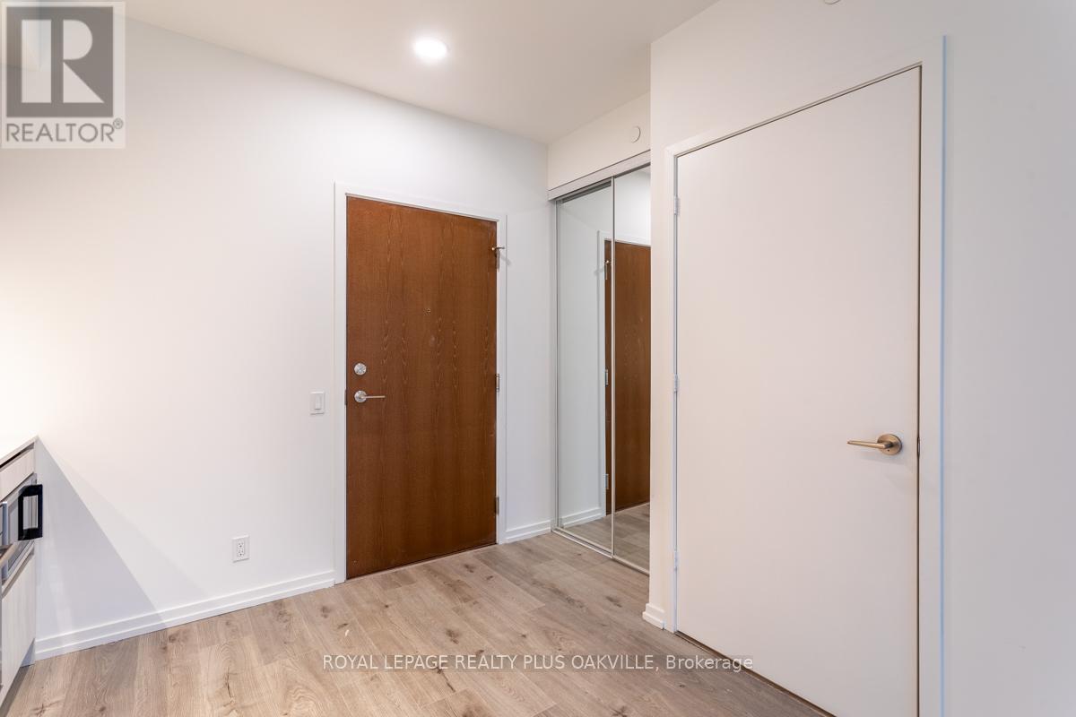 3801 - 7890 Jane Street, Vaughan (Vaughan Corporate Centre), Ontario  L4K 0K9 - Photo 3 - N14089430