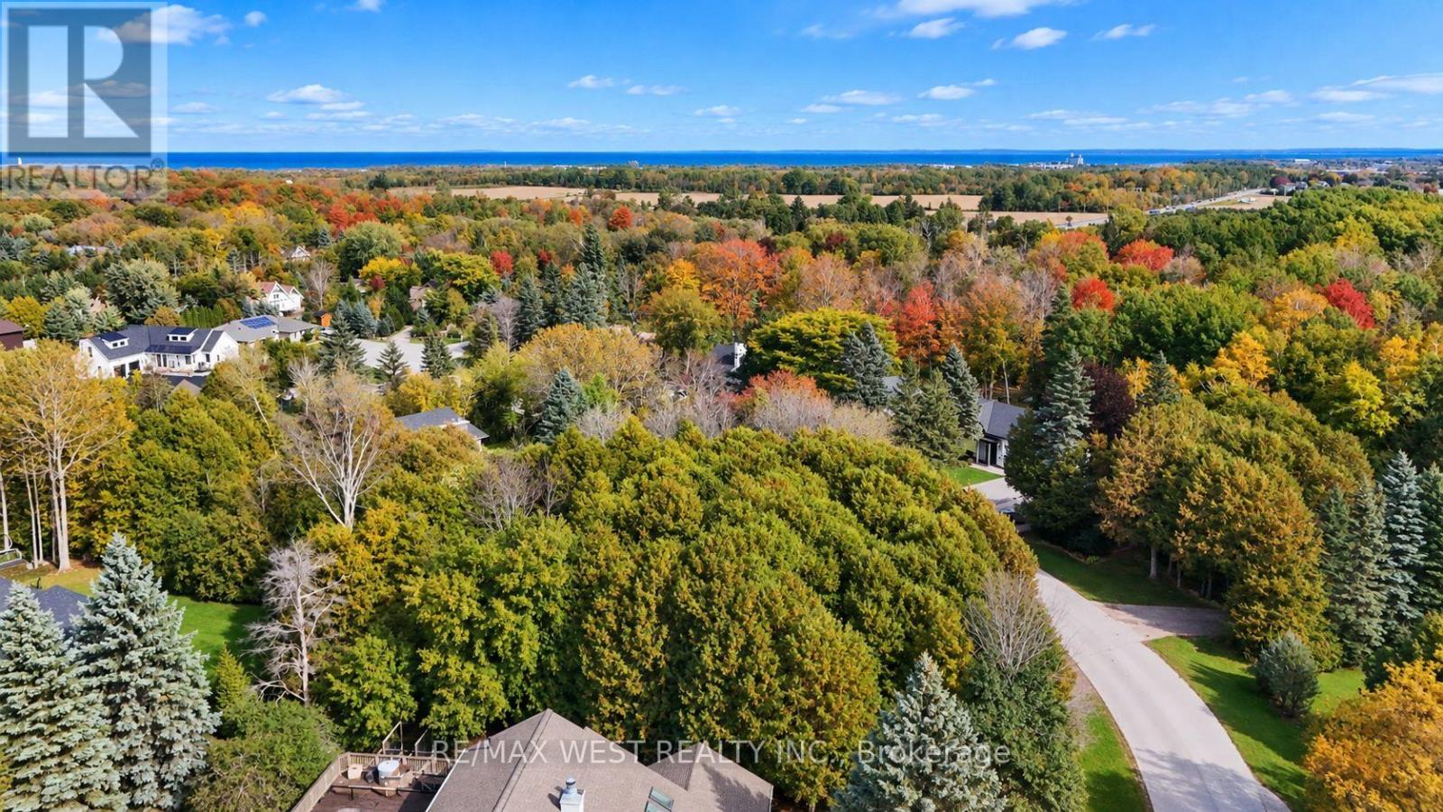 32 Slalom Gate Road, Collingwood, Ontario  L9Y 5B2 - Photo 5 - S14089420