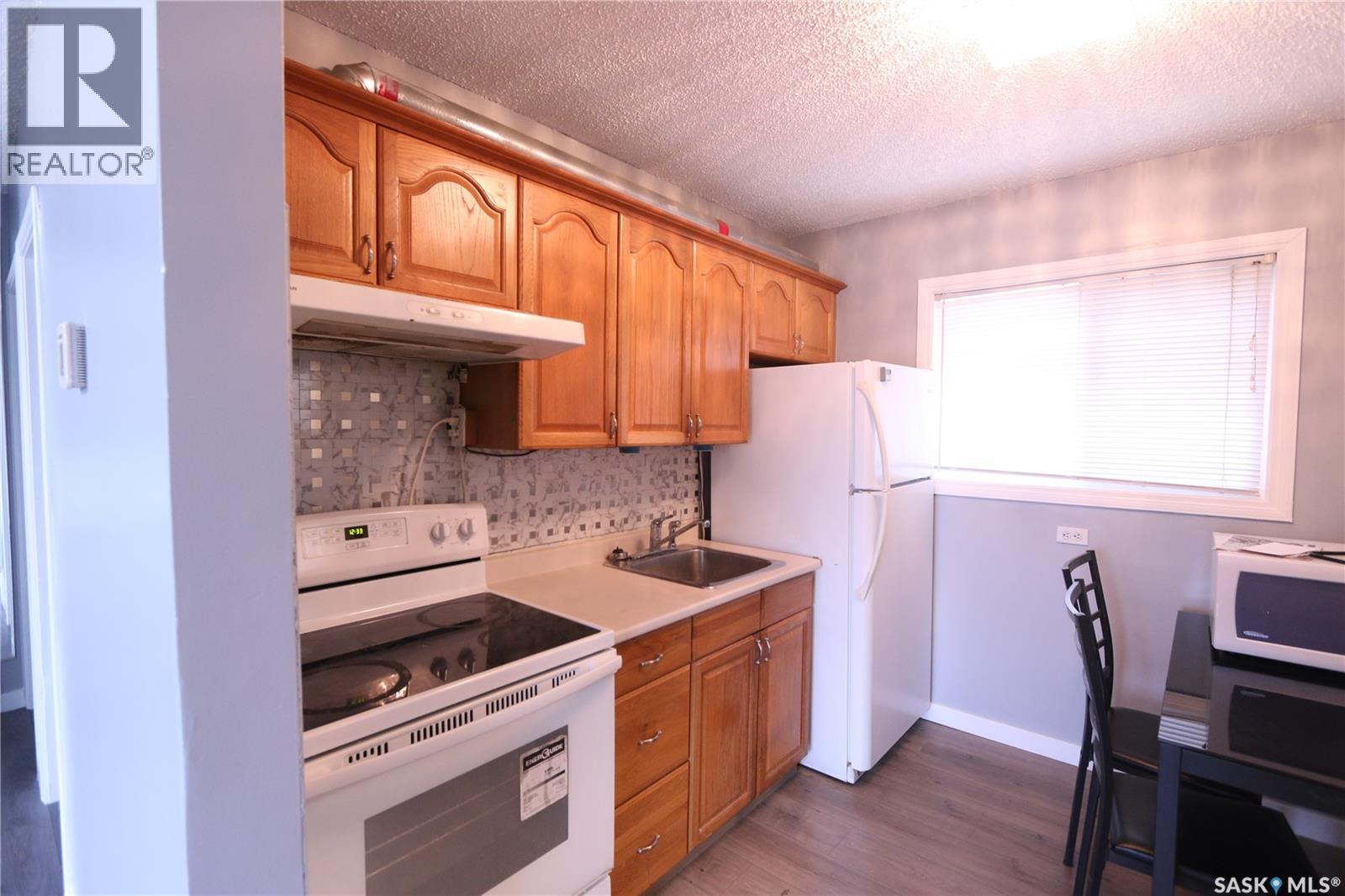1549 Bond Street, Regina, Saskatchewan  S4N 1X4 - Photo 7 - SK051340