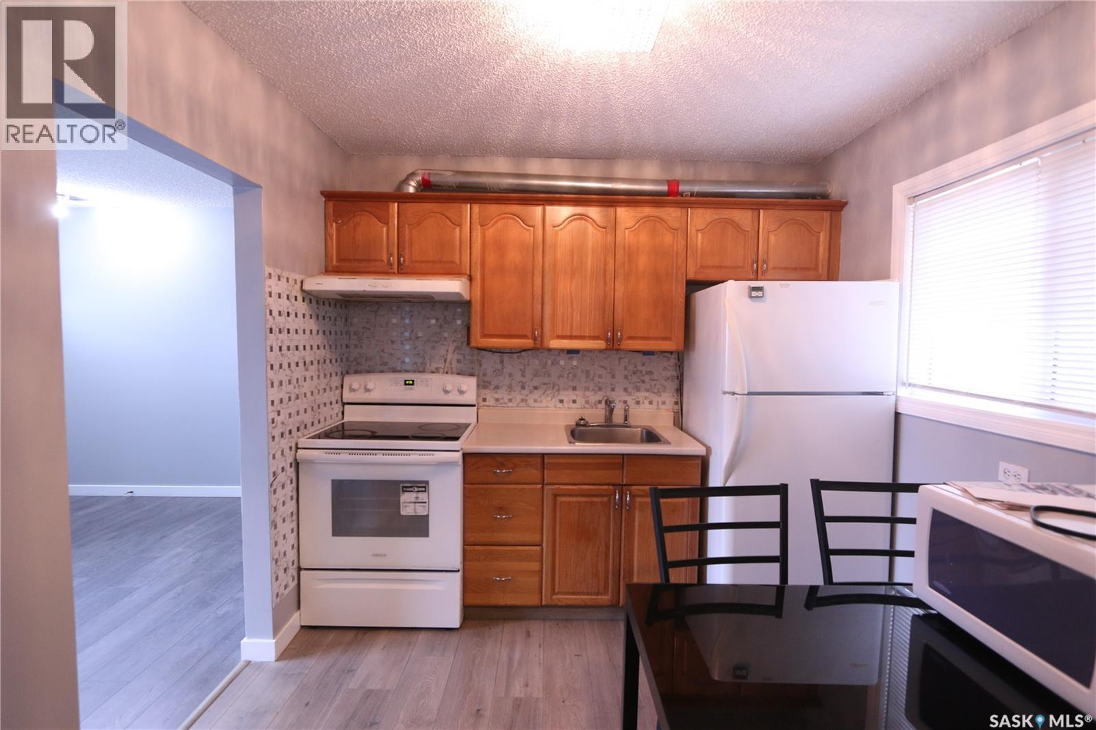 1549 Bond Street, Regina, Saskatchewan  S4N 1X4 - Photo 9 - SK051340
