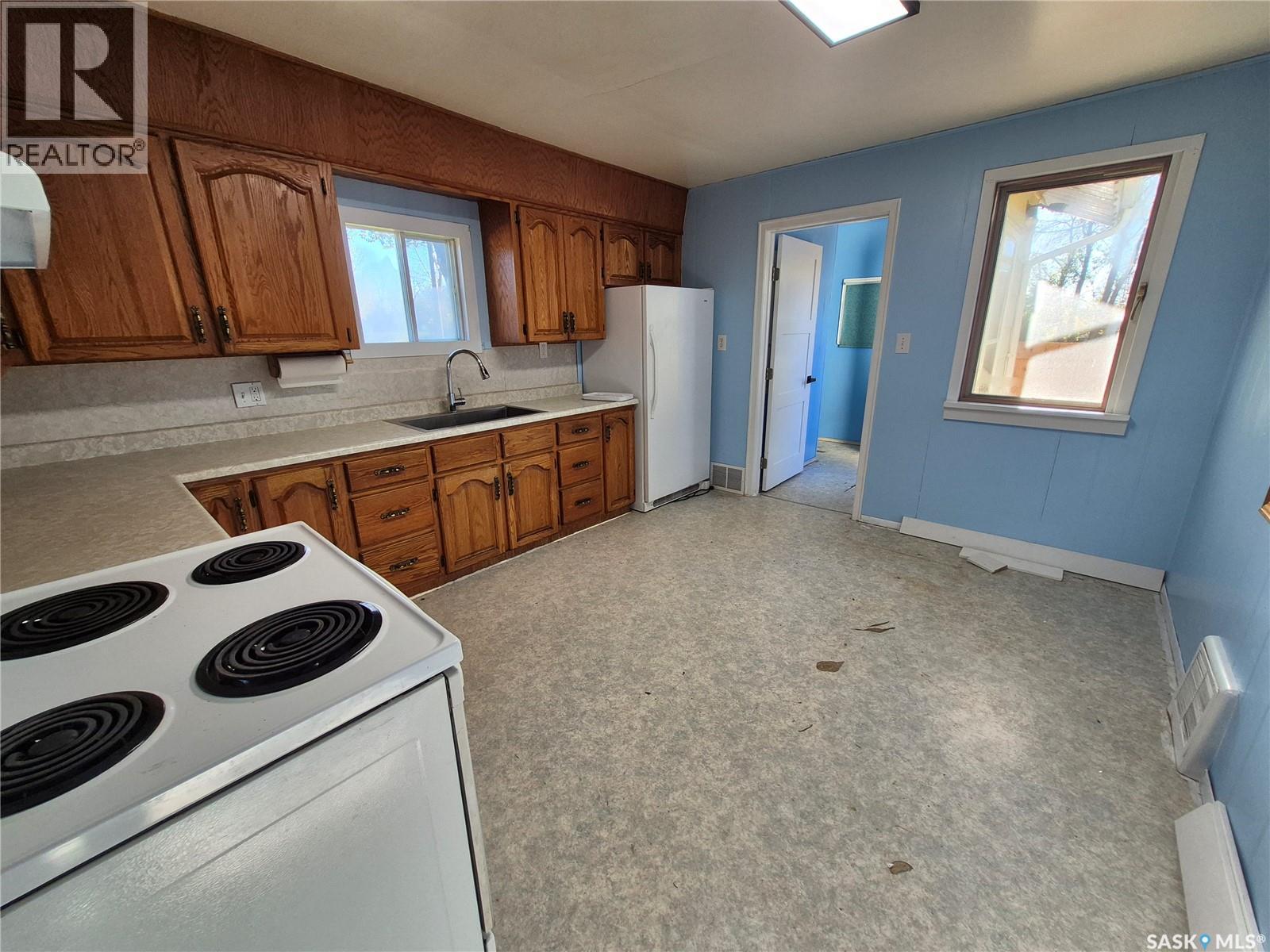 203 Loucks Street, Pangman, Saskatchewan  S0C 2C0 - Photo 7 - SK051339