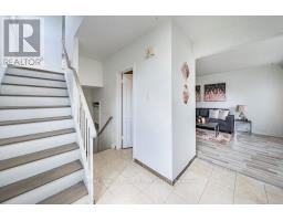 3 CLAYHALL CRESCENT, Toronto, Ontario