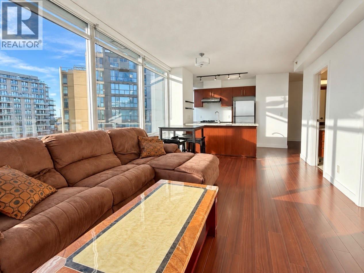 1008 8280 LANSDOWNE ROAD