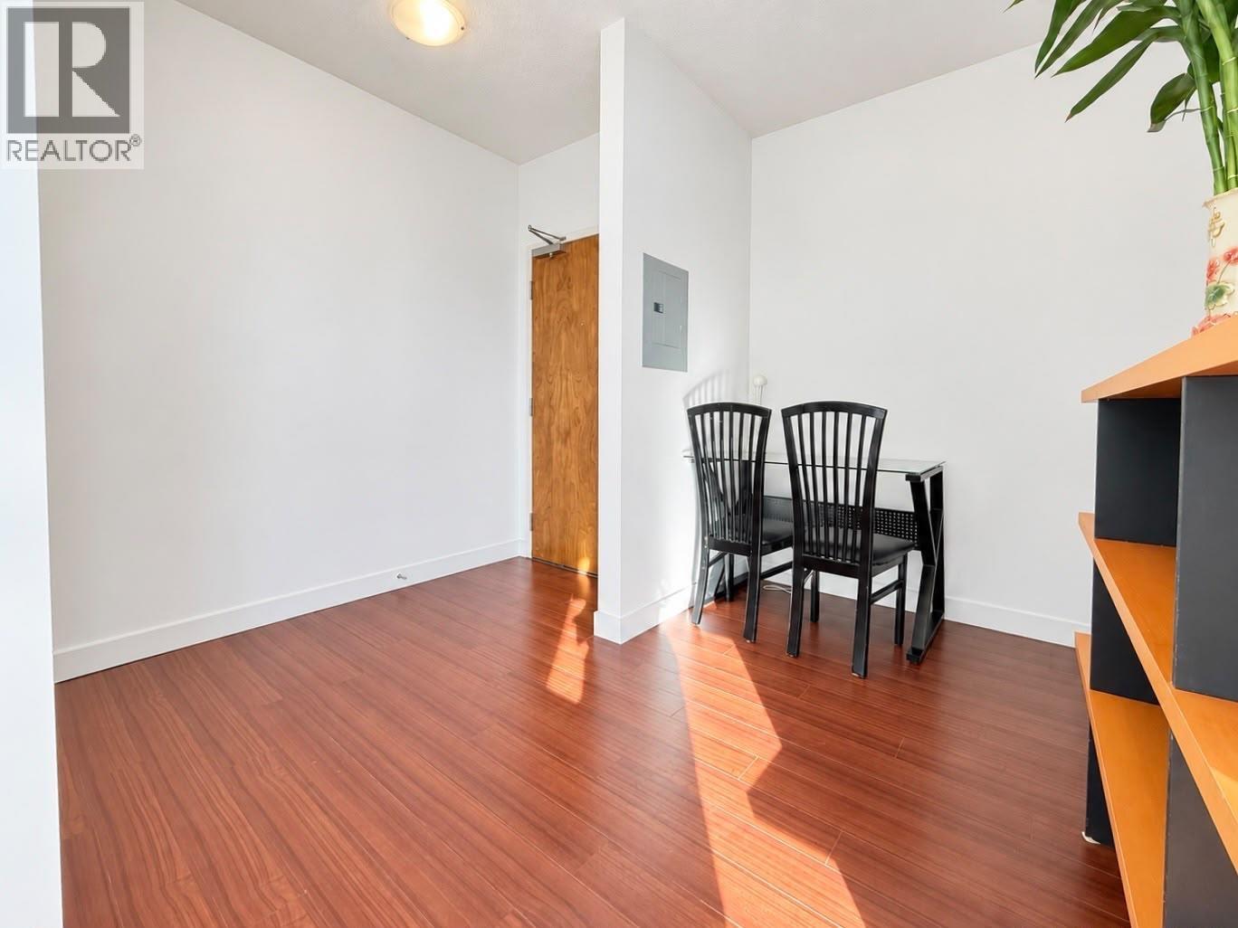 1008 8280 LANSDOWNE ROAD