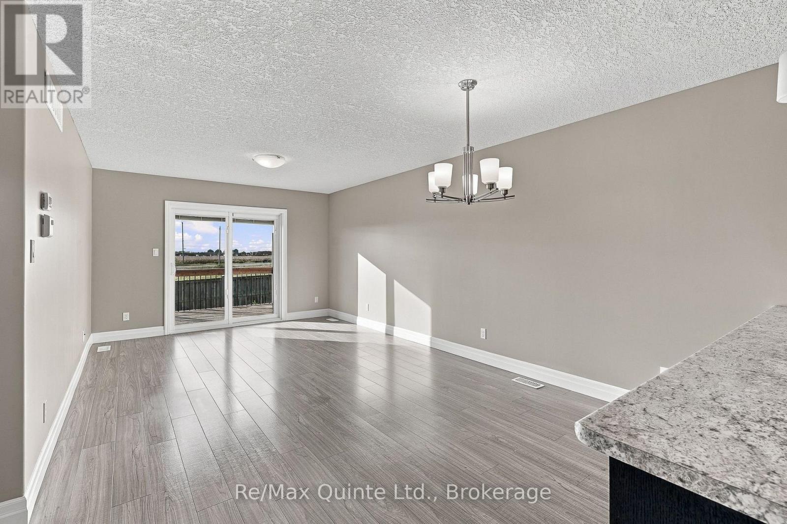 32 Cortland Crescent, Quinte West, Ontario K8V 0E9 - Photo 17 - X14089492