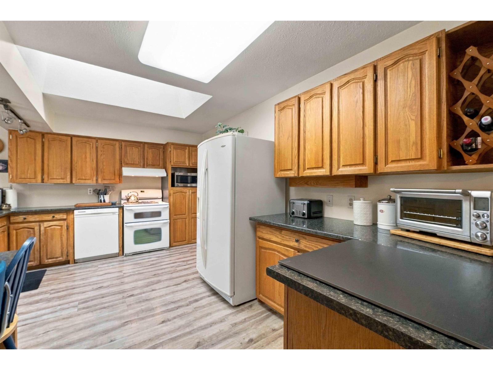 2570 Birch Street, Abbotsford, British Columbia  V2S 4H8 - Photo 11 - R3176013