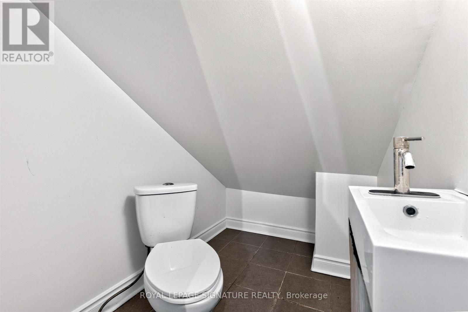 212 Lippincott Street, Toronto, Ontario  M5S 2P5 - Photo 14 - C13885852