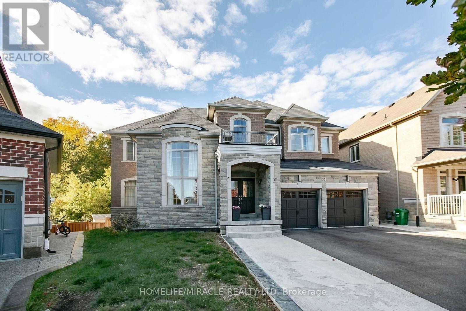 30 Brookwater Crescent, Caledon, Ontario  L7C 4A4 - Photo 2 - W13875746