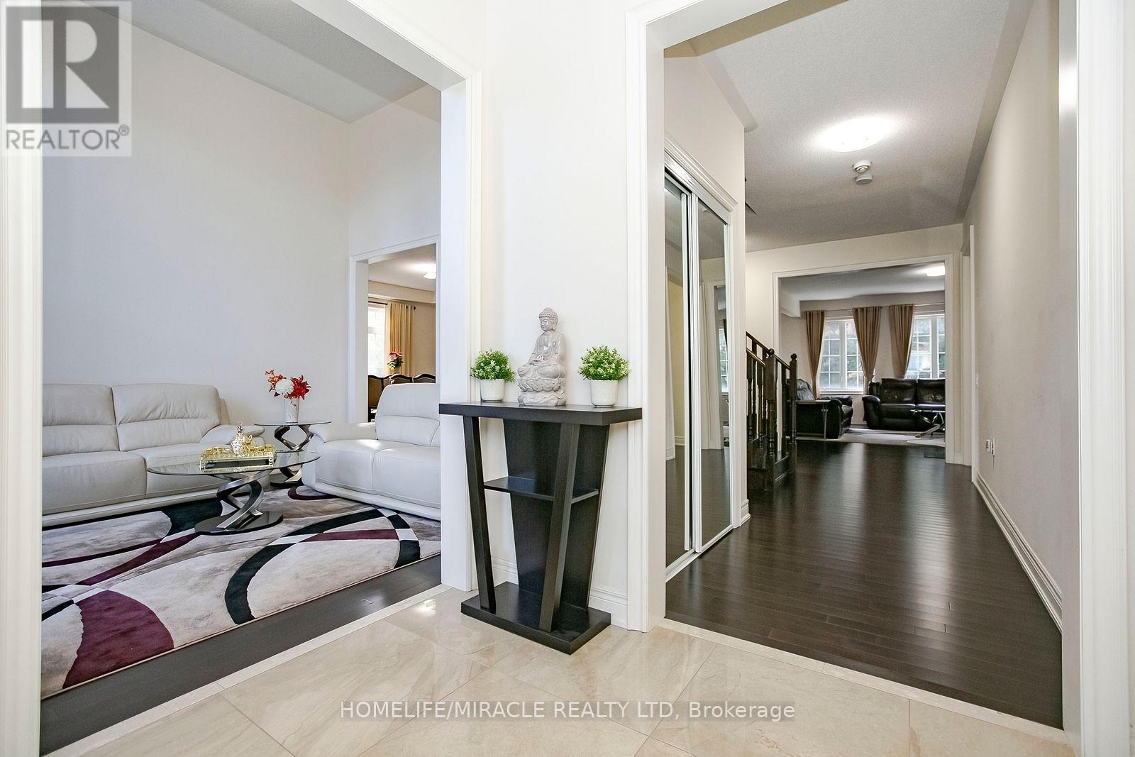 30 Brookwater Crescent, Caledon, Ontario  L7C 4A4 - Photo 5 - W13875746